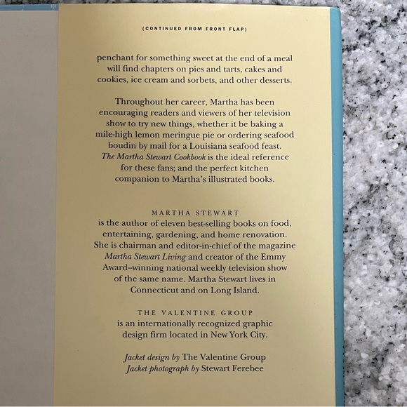 Martha Stewart Cookbook - Picture 3 of 4